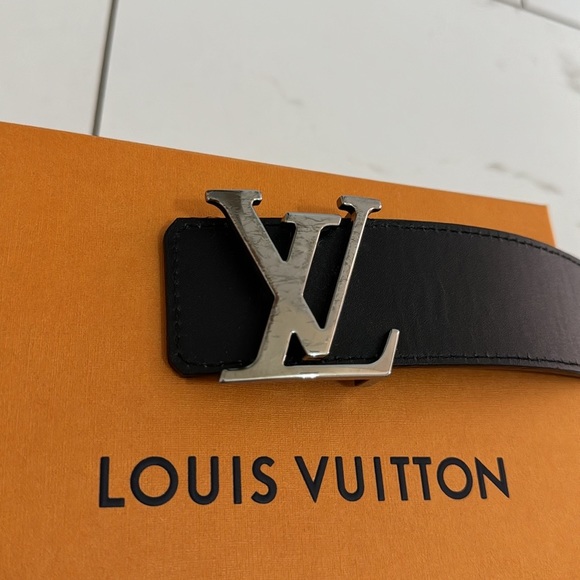 LOUIS VUITTON MENS BELT - Picture 2 of 6